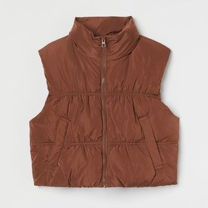H&M Cropped Vest 🍁